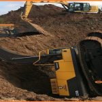 excavator-accident-1