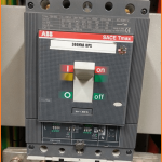 Molded-Case-Circuit-Breaker-MCCB