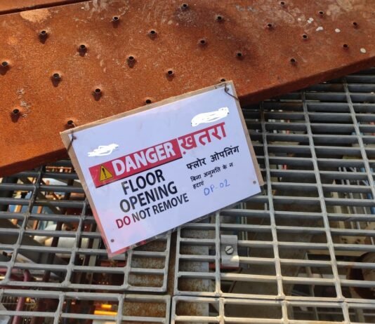 Best Practices for Grating, Floor Plate, and Guardrail Removal in Industrial Worksites