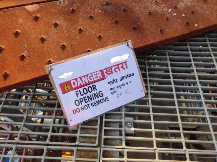 Best Practices for Grating, Floor Plate, and Guardrail Removal in Industrial Worksites